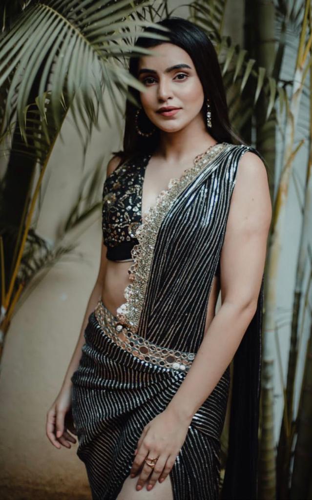 Black Gold Sequins Stripe Signature Drape Sari